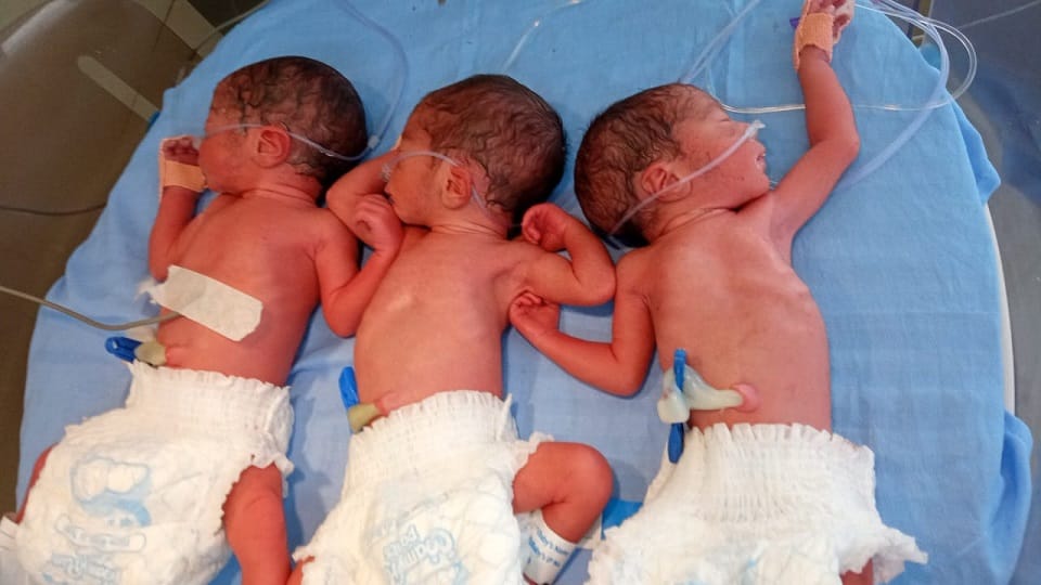 A woman gave birth to three children in Bareilly