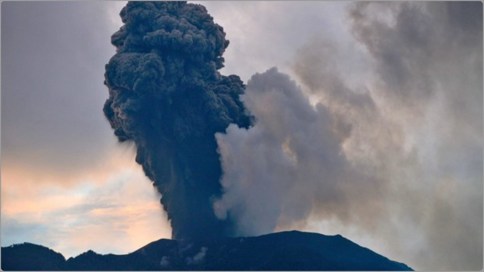 ethiopia volcano Hayli Gubbi huge ash plume erupts towards india Can it affect health also