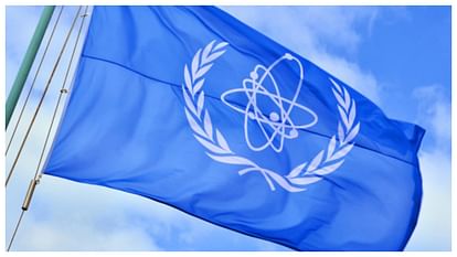 IAEA claim attack on ukraine Zaporizhzhia nuclear plant hearing explosions sees smoke