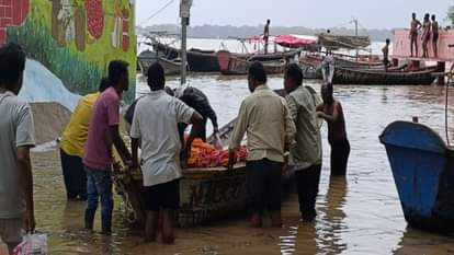 Prayagraj: Administration operated three big boats for the villagers, people living in coastal areas