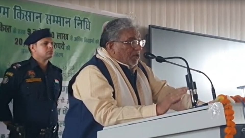 Panchayat Minister Krishnalal Pawar statement on Anil Vij