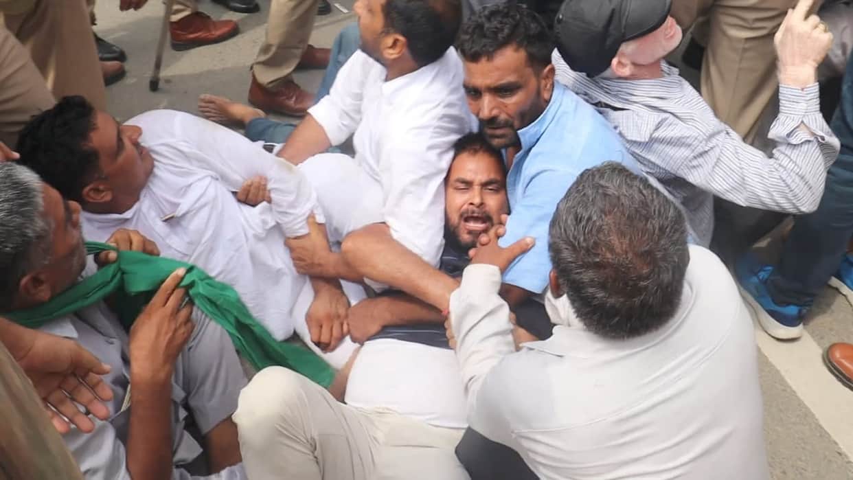 Police removed hundreds of farmers from the protest site in Wave City