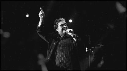 Vishal Bhardwaj Birthday: Know about filmmaker director music composer and singer career and Life Story