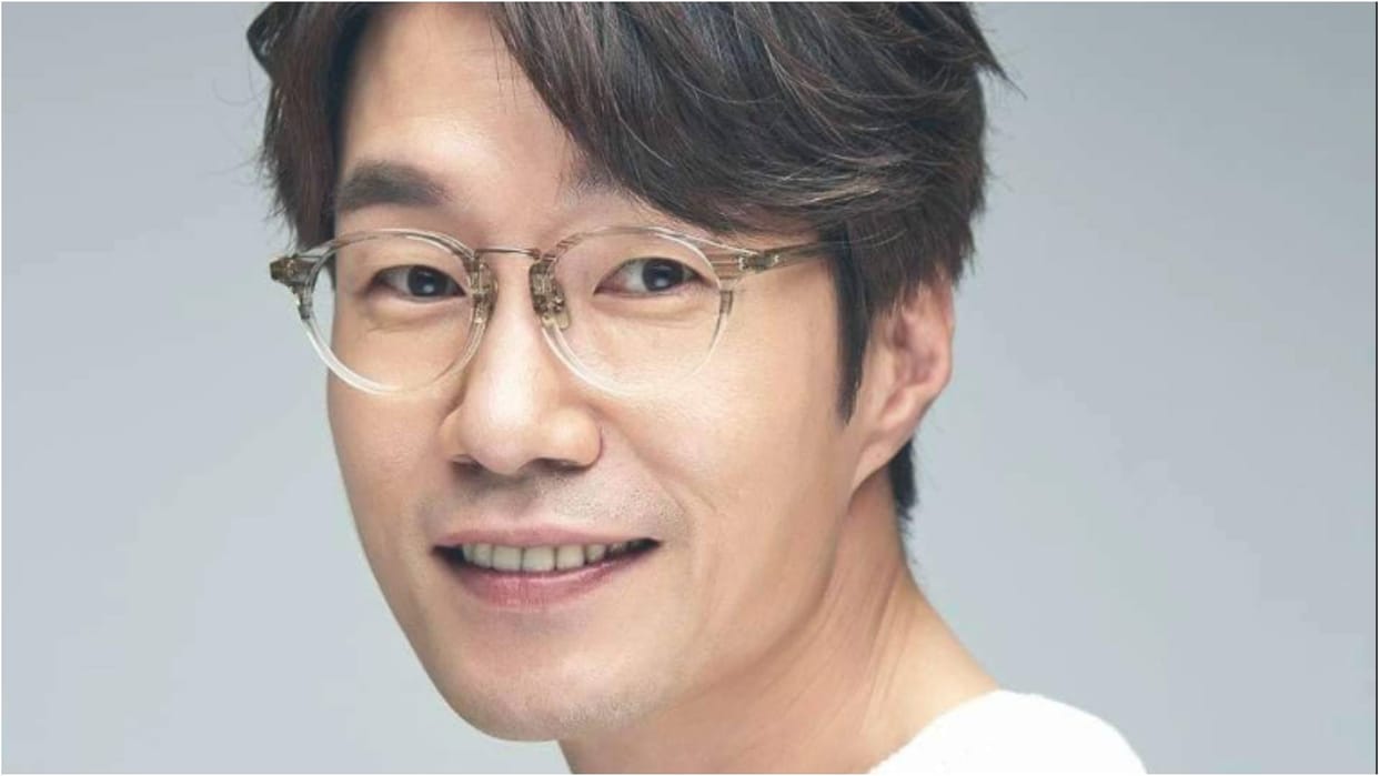 Popular South Korean actor Song Young Kyu found dead inside a vehicle