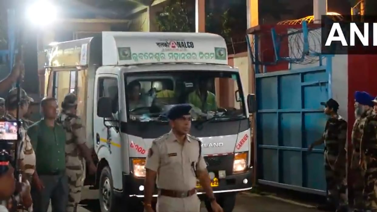 Puri girl body brought from Delhi to Odisha