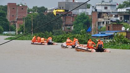 UP Floods Ganga flows 12 steps below Vishwanath temple gate Namo Ghat remained closed for third day as well