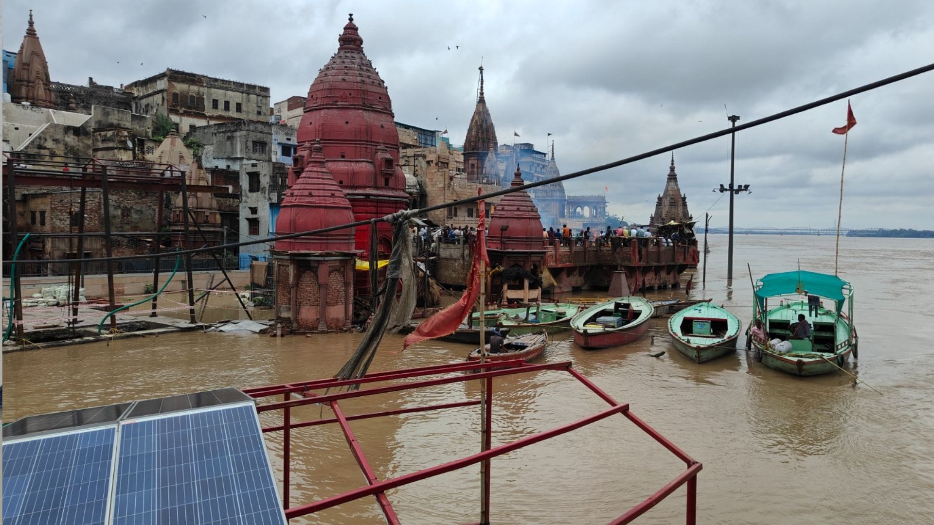 Namo Ghat Closed First Time, Ganga Above Danger Mark, Water Reaches Sheetla Ghat Road in kashi varanasi