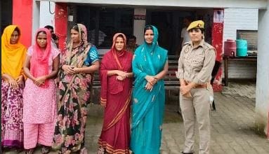 Women who robbed passersby on the highway arrested