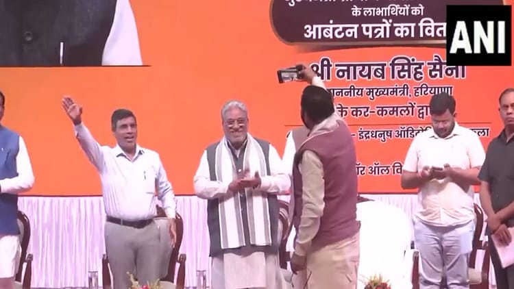 Cm सैनी ने पंचकूला में बांटे आवास पत्र:हजारों परिवारों के घर का सपना ...