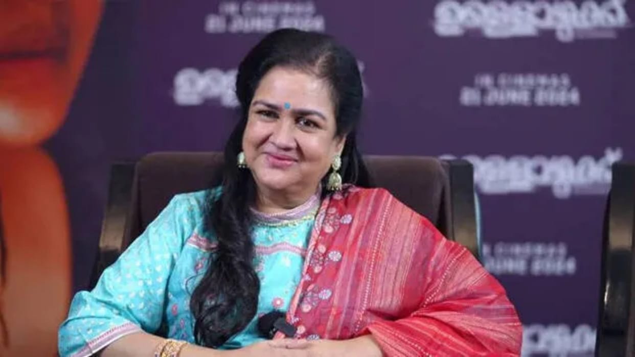 South actress Urvashi slams jury for providing her best supporting actress national awards