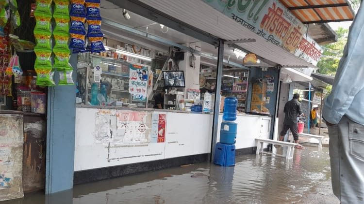 Bihar: तीन दिन की बारिश में डूबा सीवान शहर, हर गली-मोहल्ले में जलजमाव, मकान-दुकानों में घुसा पानी; लोग बेहाल