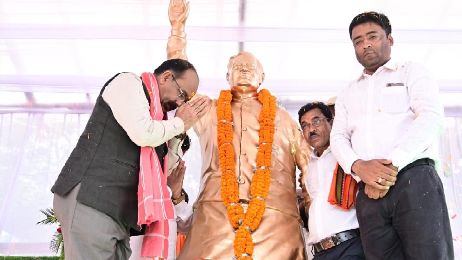 उप मुख्यमंत्री अरुण साव ने विकास कार्यों का किया लोकार्पण