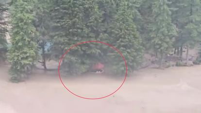 Cloud burst in Uttarkashi Hotels houses and shops swept away in flood four dead 70 missing