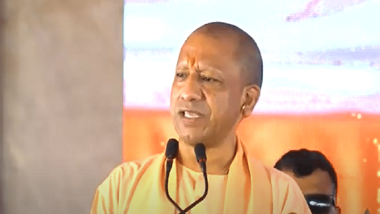 CM Yogi Aligarh Visit: जनसभा में खुलकर बोले सीएम योगी, अलीगढ़ मंडल को दी 1194 करोड़ की सौगात
