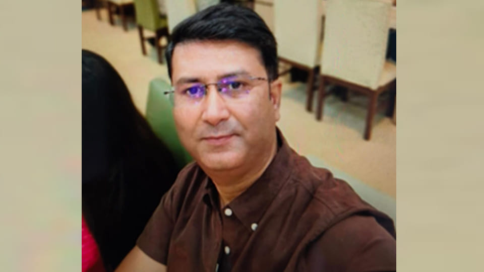 Kannauj: Car fell down on the expressway, Assistant Commissioner of GST died