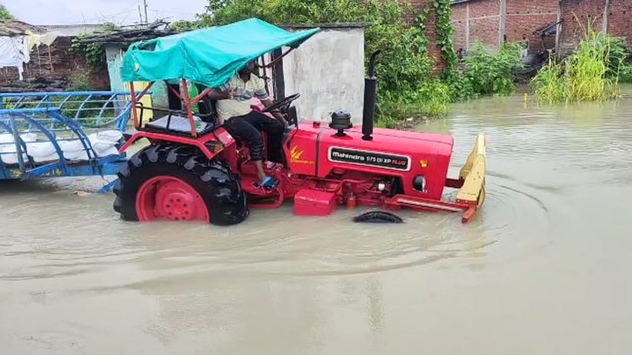project worth six crores rupees washed away in shard river flood in Lakhimpur kheri