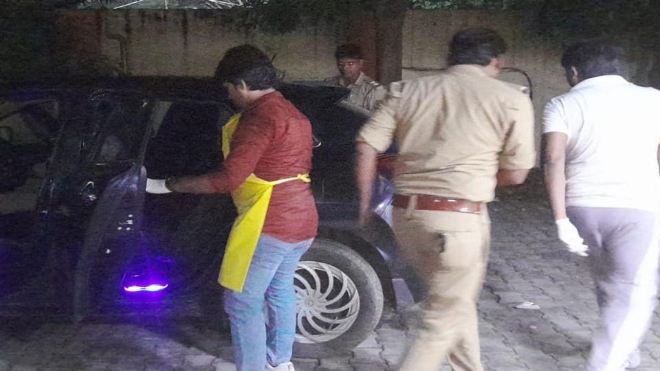 Meerut: Muzaffarnagar youth murdered by slitting his neck, murdered somewhere else and threw his dead body