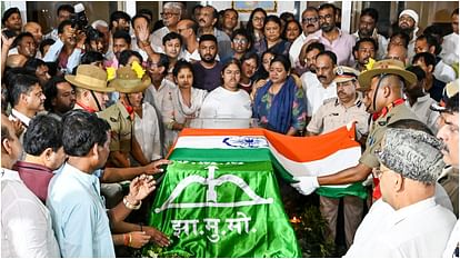 JMM founder former Jharkhand CM Shibu Soren Last Rites native place Nemra in Ramgarh district Live Updates