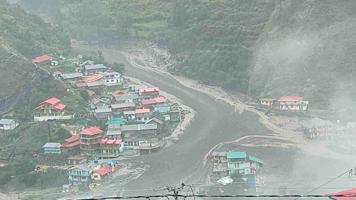 Uttarkashi Cloudburst Reason Disaster In Dharali Was Not Caused By  Cloudburst Scientists Says Uttarakhand - Amar Ujala Hindi News Live -  Uttarkashi Cloudburst:बादल फटने से नहीं आई धराली में इतनी भयानक आपदा ...