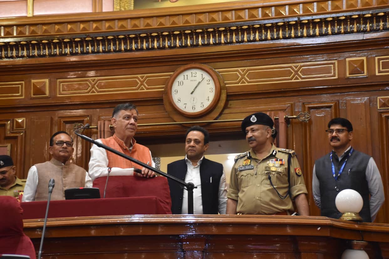 UP: Legislators will be taught a class through AI in the assembly, IIT professionals will take AI classes on A