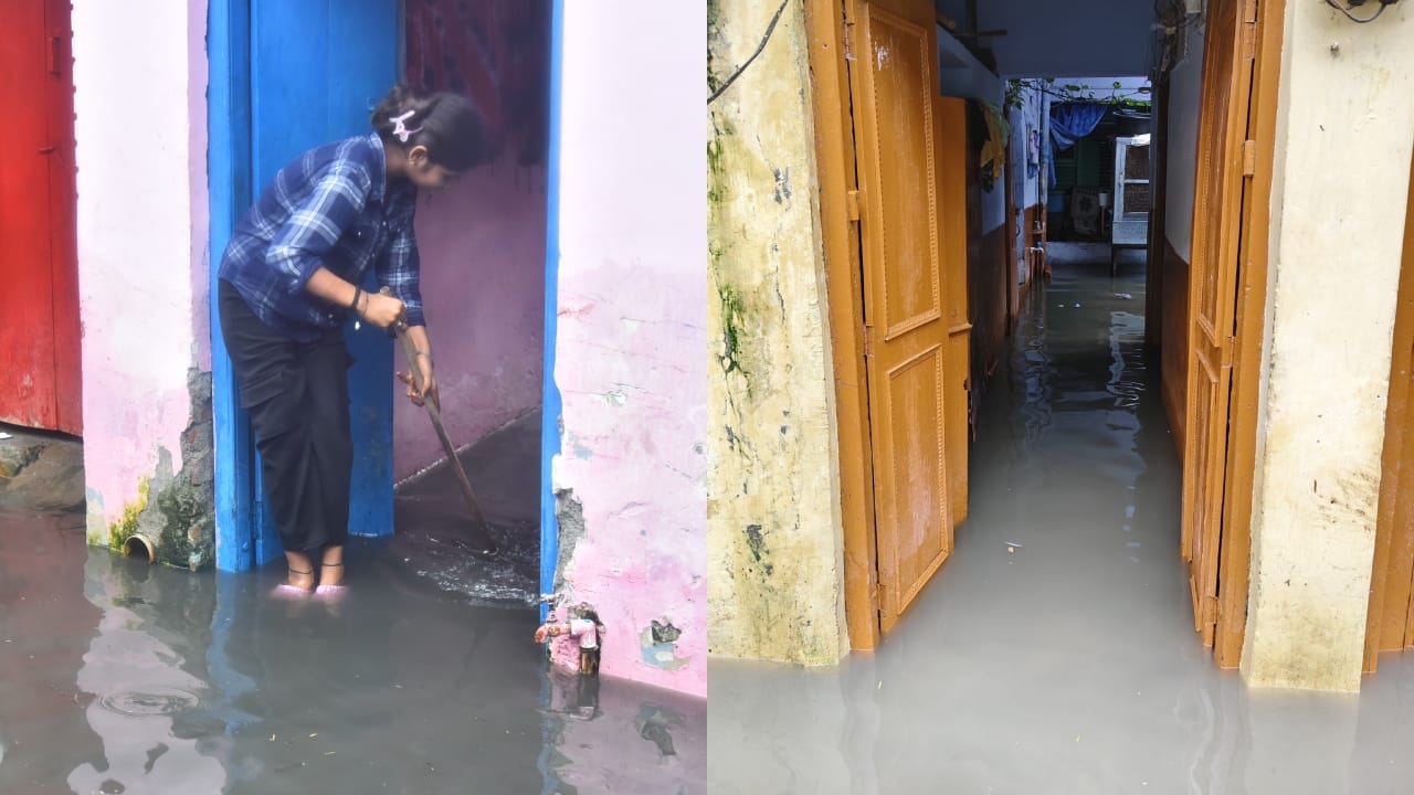 dilapidated house collapsed due to heavy rain waterlogging on the roads in Bareilly