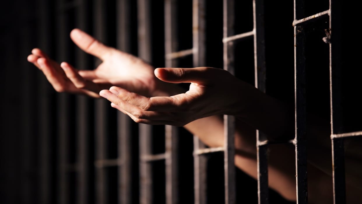 Why Do Prisoners Wear Striped Uniforms in Jail Know the History and Reason Behind It