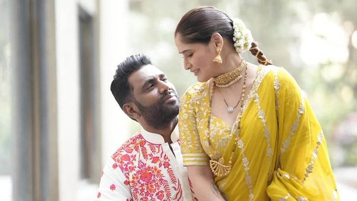 arti singh share lovely photos with husband deepak chauhan says From yauchta meeting for first time to here