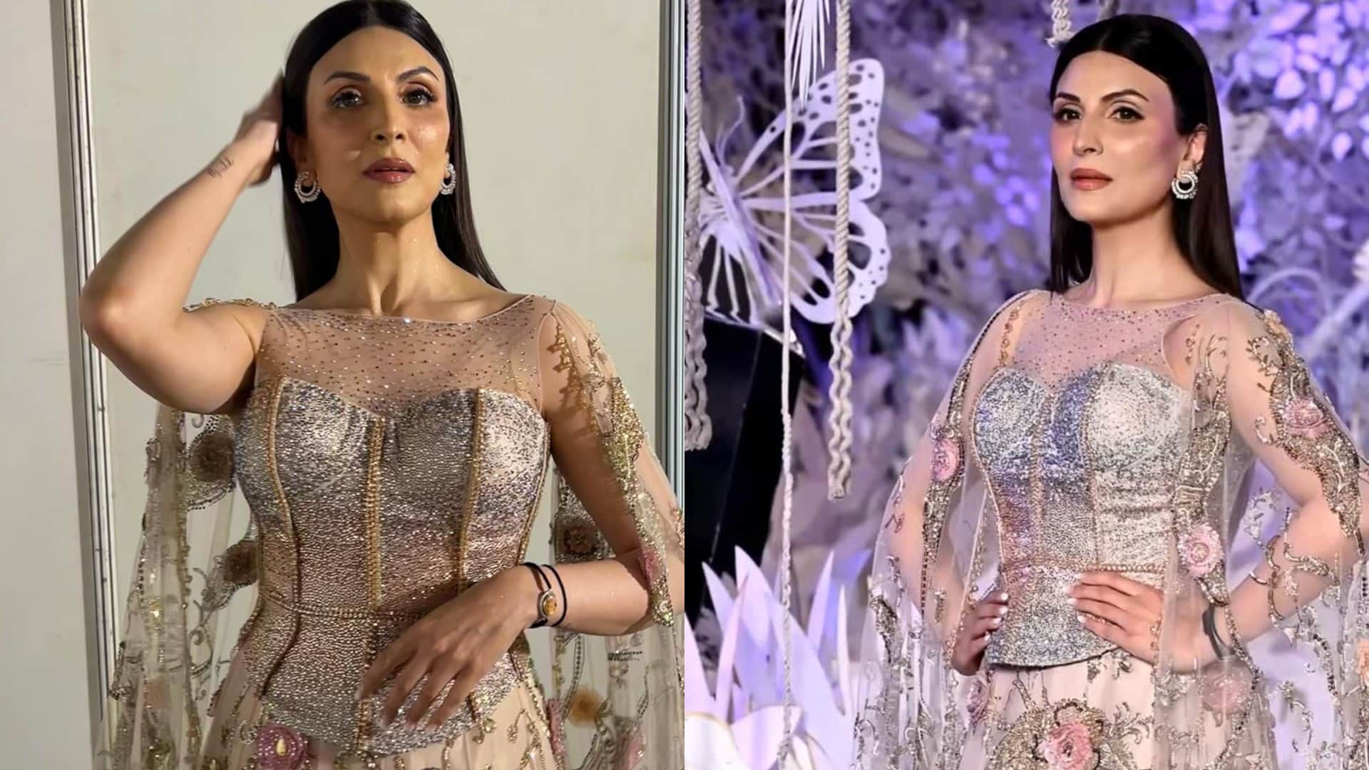 latest blouse design 2025 for simple saree inspired by actress