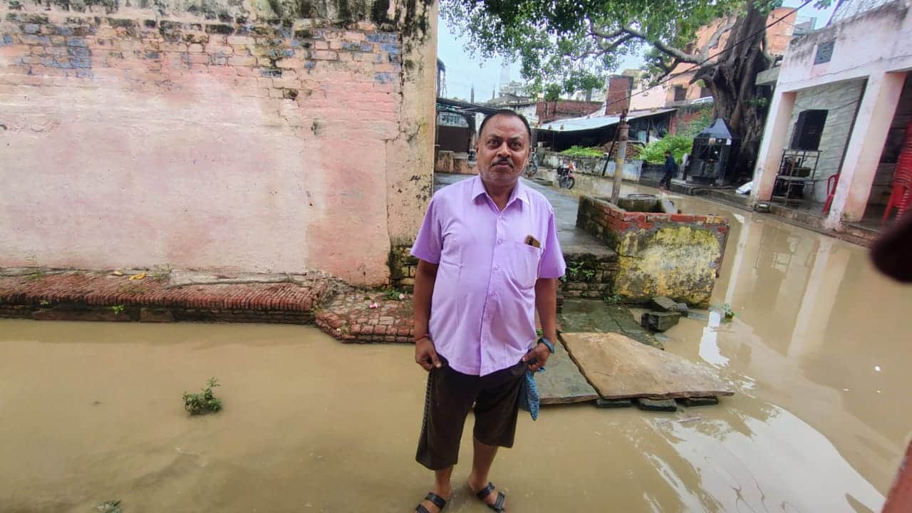 UP: Ganga's water level rises, water reaches khadar fields, farmers worried