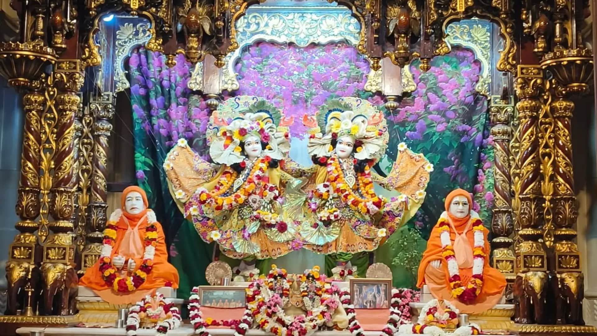 Janmashtami 2025 Seven Must-Visit Places in Shree Krishna's Nagari Plan a 2-Day Trip on Krishna Janmashtami