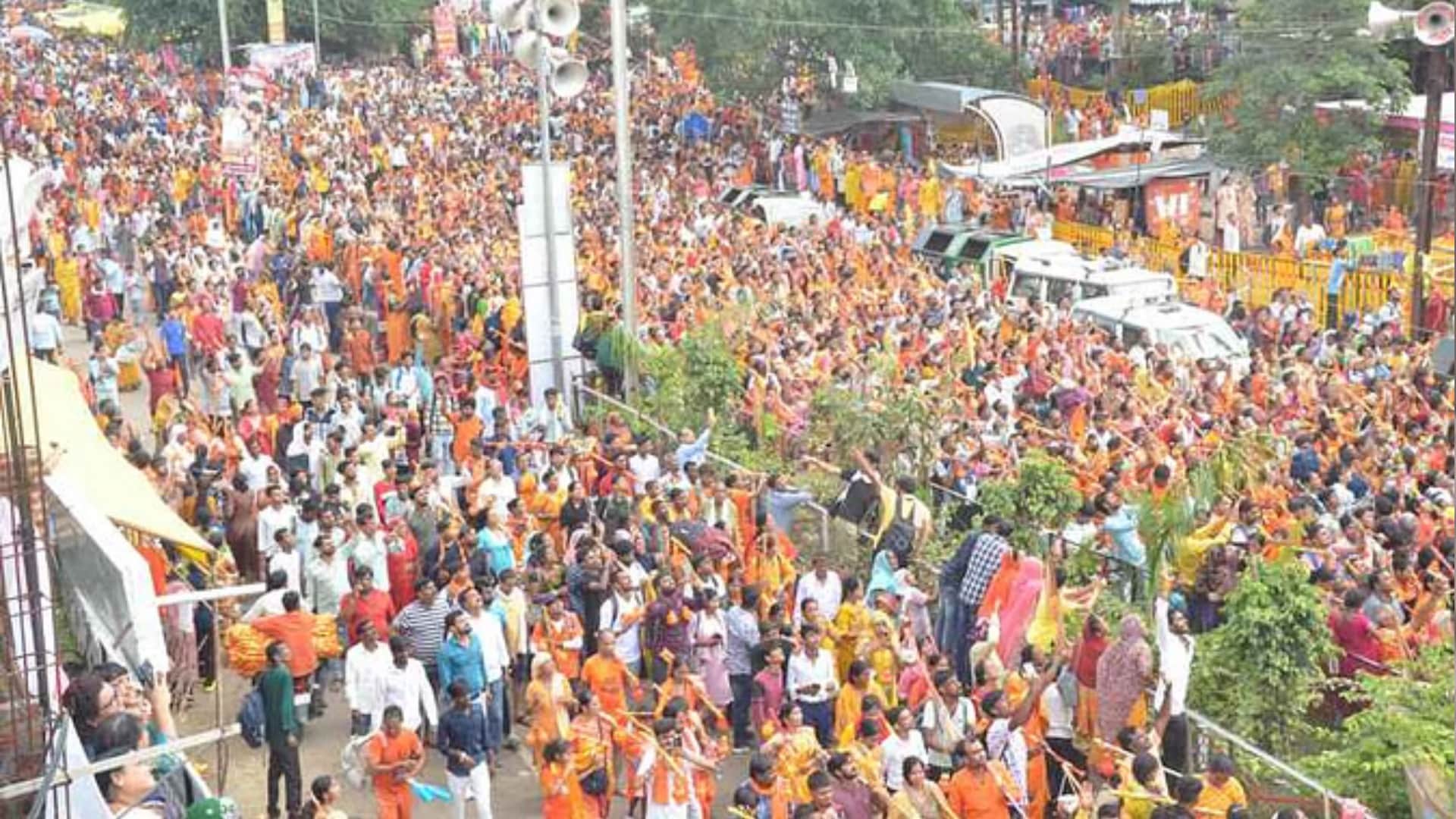 KANWAD YATRA: Tragedy in Kubeshwar Dham, 4 Devotees Die in 2 Days Amidst Overcrowded Kanwar Yatra Chaos