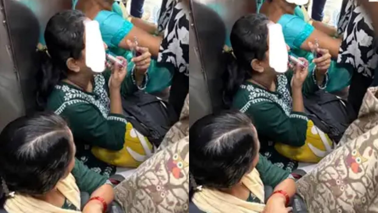 Women occupy the floor of a local train and sit down other passengers get upset Video goes Viral