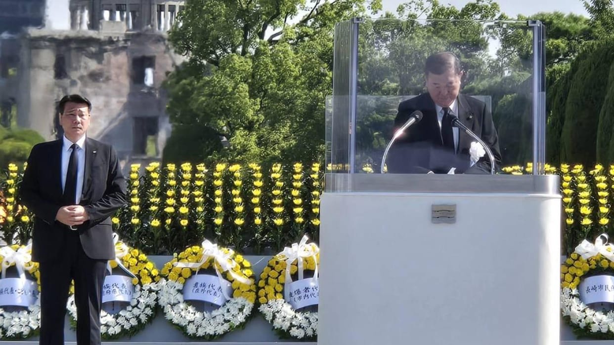 Japan PM vows to "prevent such a calamity from happening again" on anniversary of Hiroshima atomic bombing