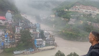 Uttarakhand Weather: कई जिलों में भारी बारिश का ऑरेंज अलर्ट, चमोली- उत्तरकाशी में कल बंद रहेंगे स्कूल Uttarakhand Weather: Heavy rain warning in six districts including Doon