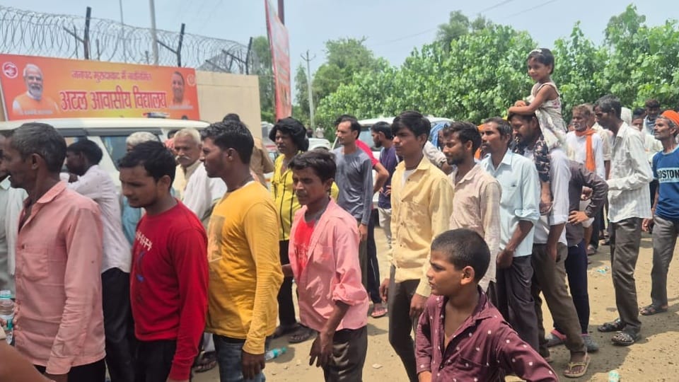ganesh ya gadha: Yogi taunts Samajwadi Party, says- Mafia was dominant in the previous government
