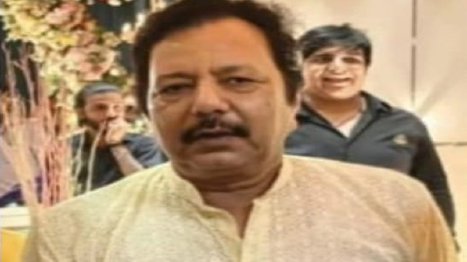 Kanpur: Advocate Akhilesh Dubey and two others arrested for extortion and fraud
