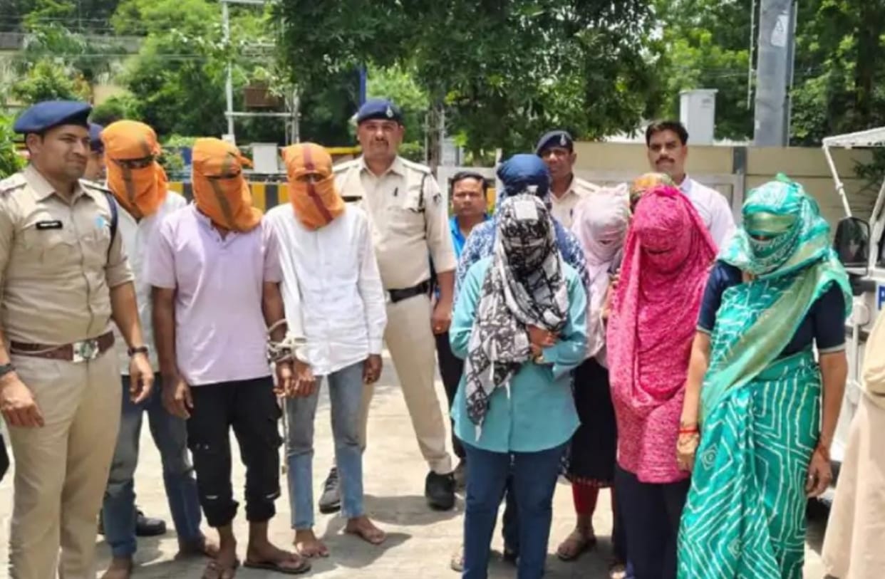 Indore: Indore police caught the gang selling children, the accused had also brought a one and half month old