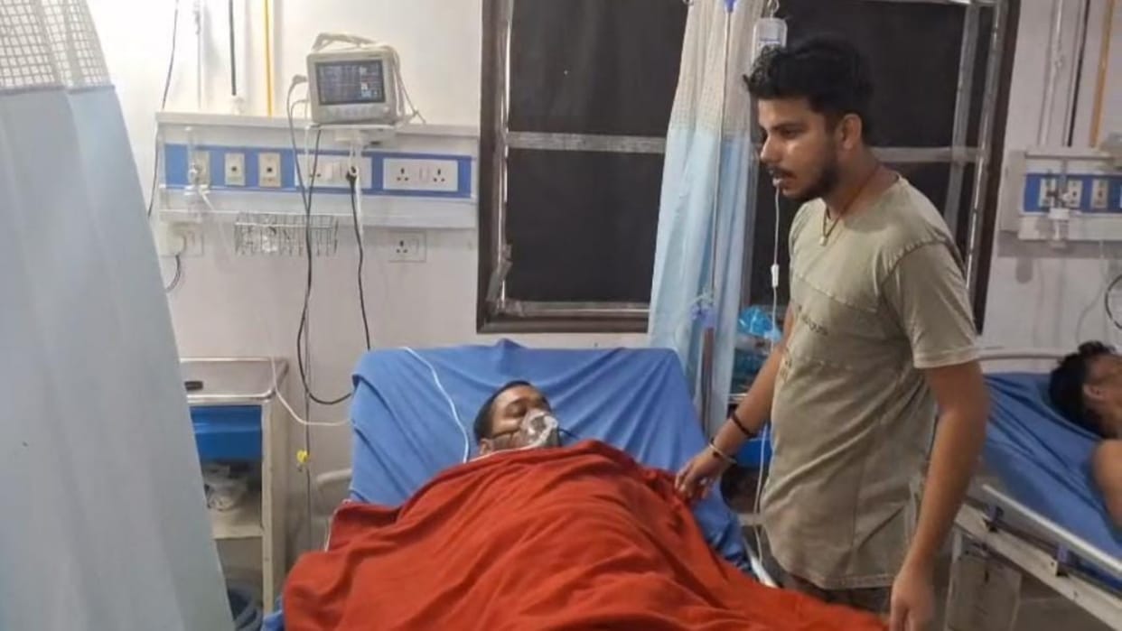 Muzaffarpur: Rapido Rider Shot and Robbed, Critical in Hospital; Bike and 15,000 Looted by Assailants