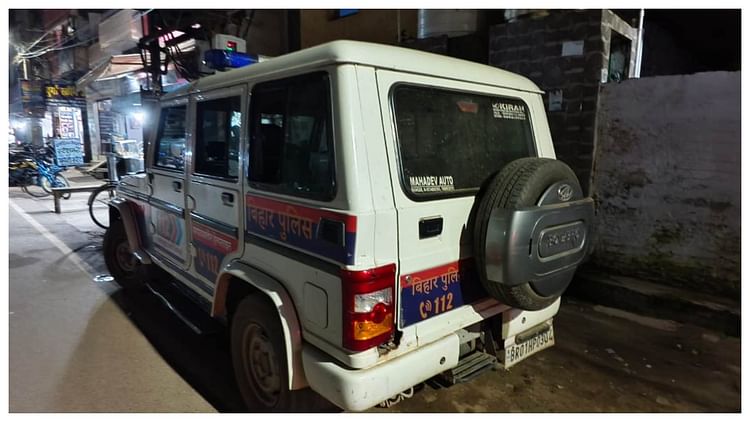 Bihar Police : डायल 112 की टीम पर हुआ हमला, शराब तस्करों को पकड़ने गई थी पुलिस; वाहन को किया क्षतिग्रस्त