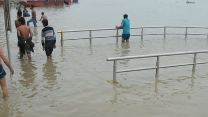 Kanpur: Ganga water level may cross warning point in three day