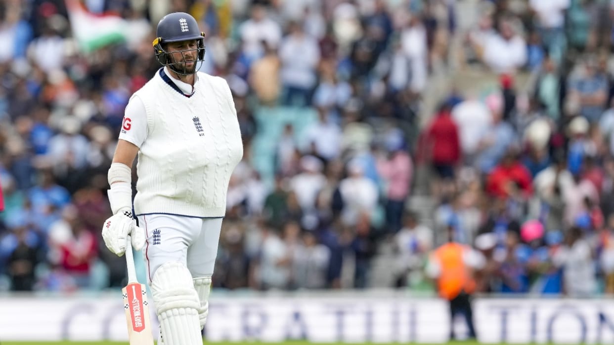 England all-rounder Chris Woakes says he never considered not going out to bat against India