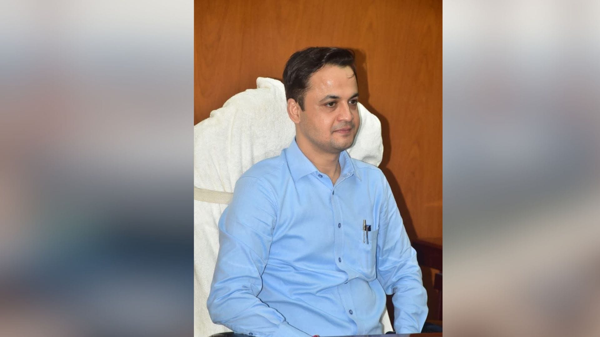 जिलाधिकारी आनंद शर्मा