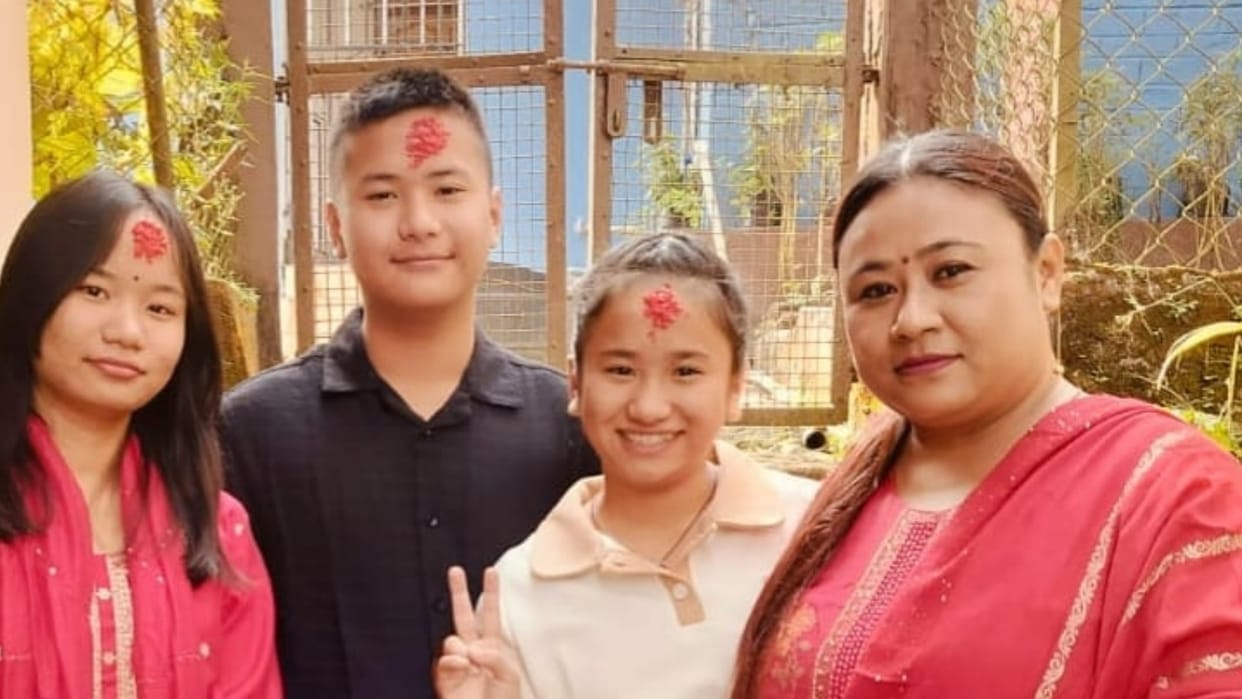 UP: A soldier's widow had to wash dirty utensils to raise her children