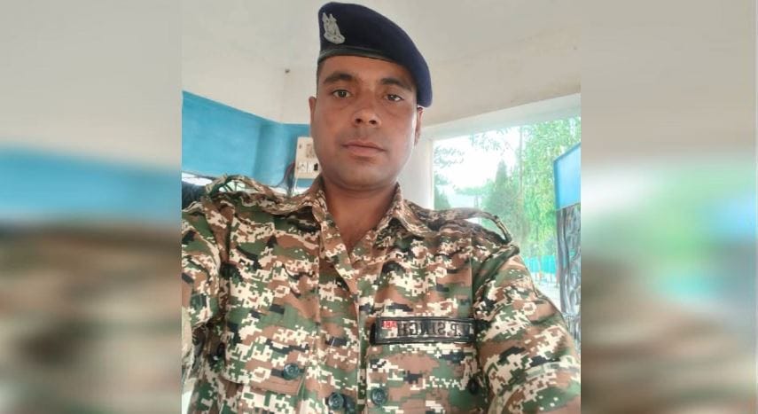 CRPF jawan commits suicide took a suicidal step before going on duty uproar among family members