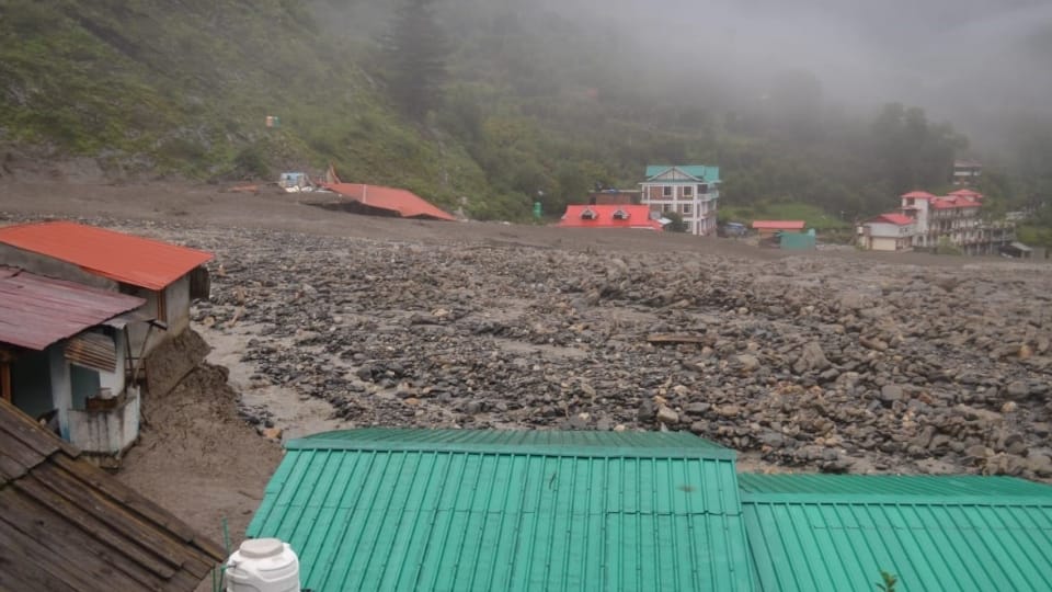 Uttarkashi Cloud Burst An injured soldier from army camp in Harshil described horror of disaster