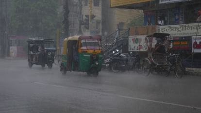 Varanasi weather Update Heavy rain with strong winds temperature dropped by 1.8 degrees
