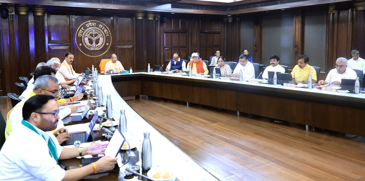 UP Cabinet: Aided schools will be able to take help from MPs, MLAs and alumni in building construction, amendm