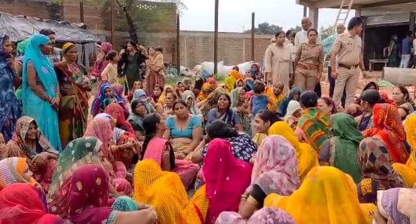 Kanpur Dehat  Blood soaked body of youth found in house under construction family members allege murder
