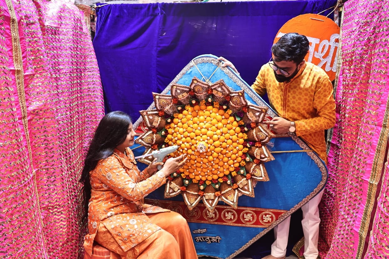 Indore: Lots of shopping for Rakshabandhan, the biggest indigenous Rakhi will be tied to Khajrana Ganesh