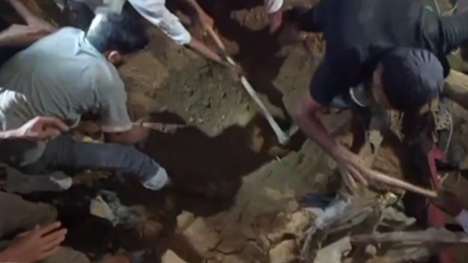 Saharanpur: A kutcha house collapsed, a teenager living at a relative's house died, six injured